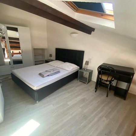 Le Cocon D'Avignon - T2 Duplex 40M2 - Centre Historique Intra Muros- Wifi Climatisation Ngoại thất bức ảnh